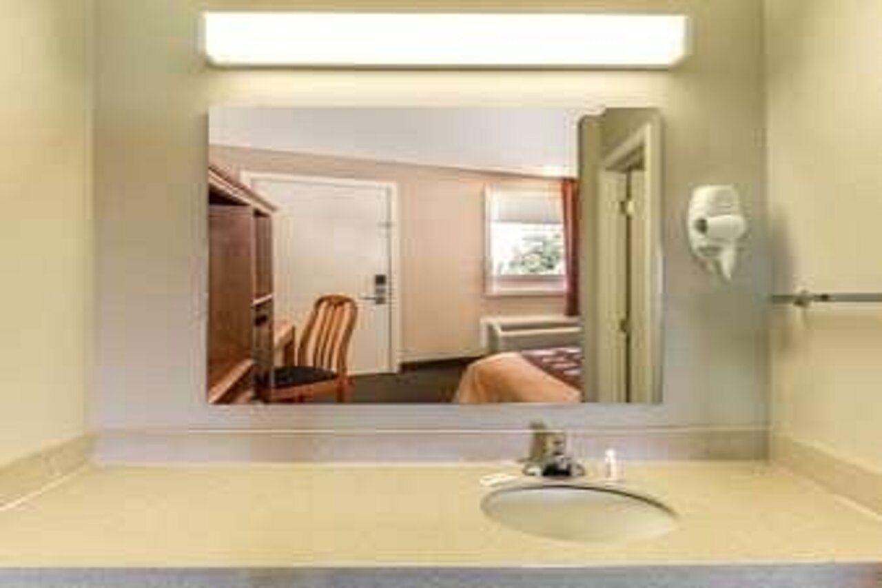 Knights Inn Крофордсвилл Экстерьер фото